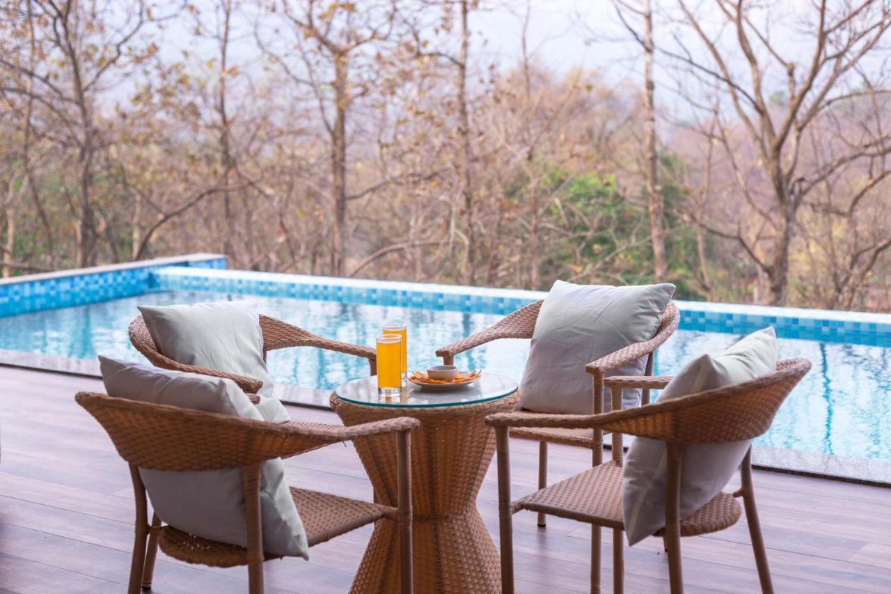 Eden Glade - Khopoli - Mountain-View Villa With Private Pool, Spacious Decks & Indoor Activities Exterior foto